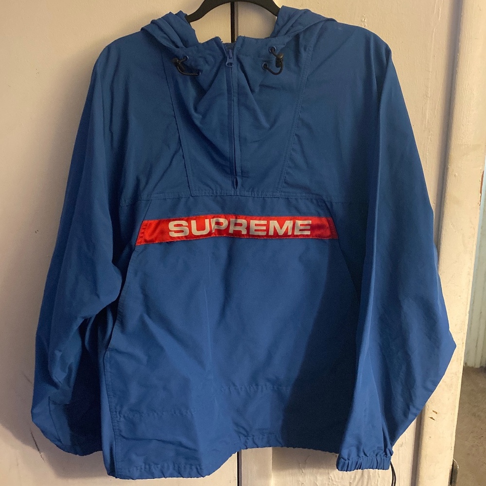 Supreme wind breaker